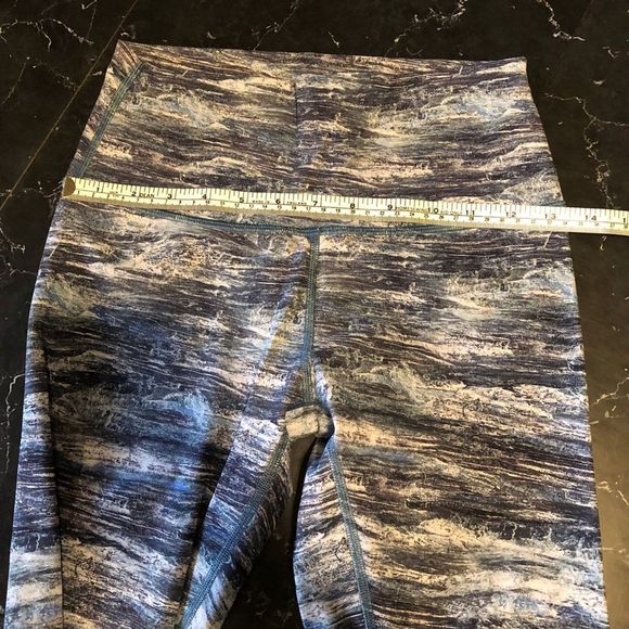 Lululemon high time WUP - Picture 4 of 5